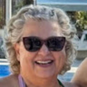 Meet your Posher, Aylin şengül